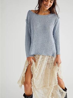 Free People Beach Margot Relaxed Blue Waffle Knit Raw Hem Sweater M
